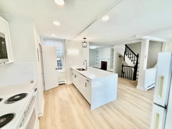 $3,600 | 7 Tileston Street, Unit 3, Boston, MA 02113