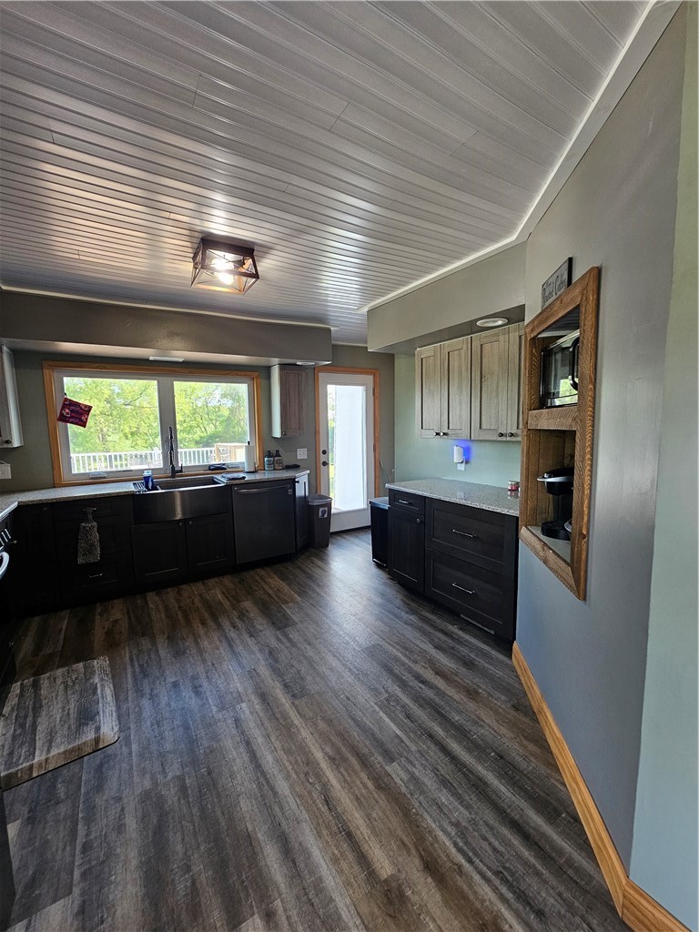2434 Townline Road Alabama, NY 14020 - Photo 19 of 49