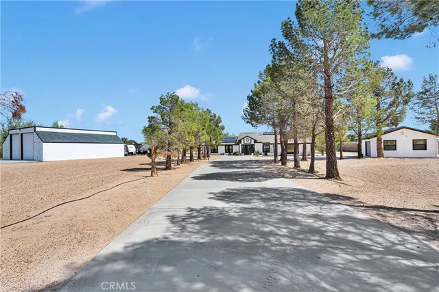 $628,000 | 37077 Coyote Lake Road, Newberry Springs, CA 92365