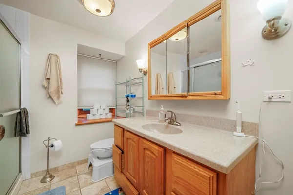 $500,000 | 245 Tanglewood Court, Elk Grove Village, IL 60007