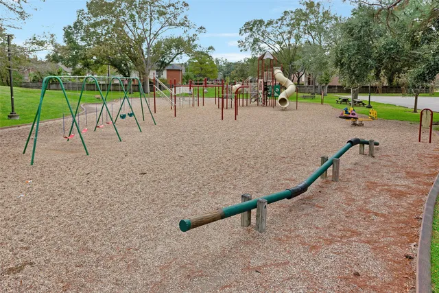 $2,100 | 15806 Spring Forest Drive, Houston, TX 77059