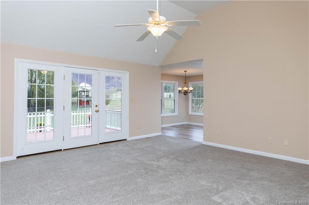 1086 Hall Spencer Road Catawba, SC 29704 - Photo 4 of 42 Gallery Image 4