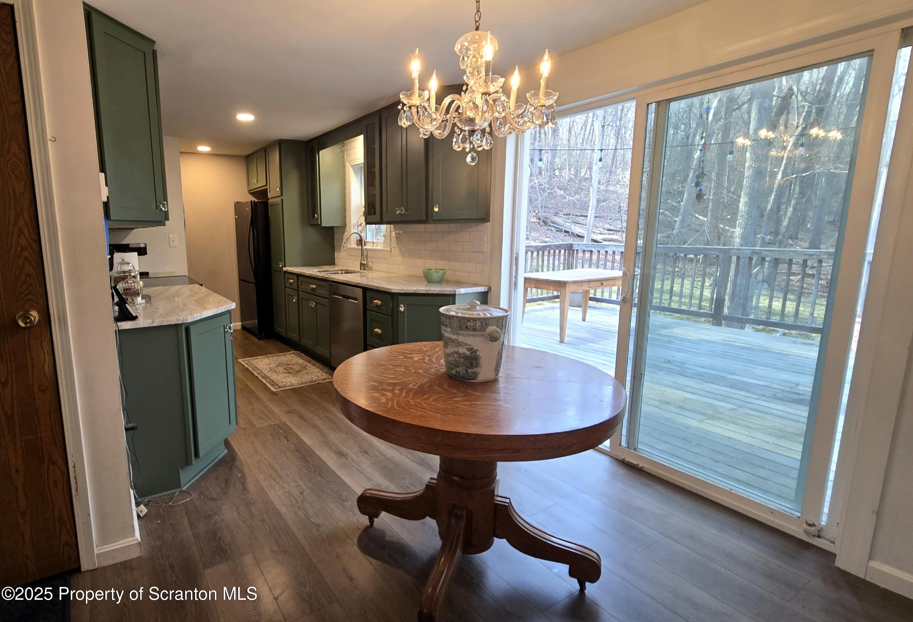 237 Mohican Road Canadensis, PA 18325 - Photo 5 of 33 20250424_172224