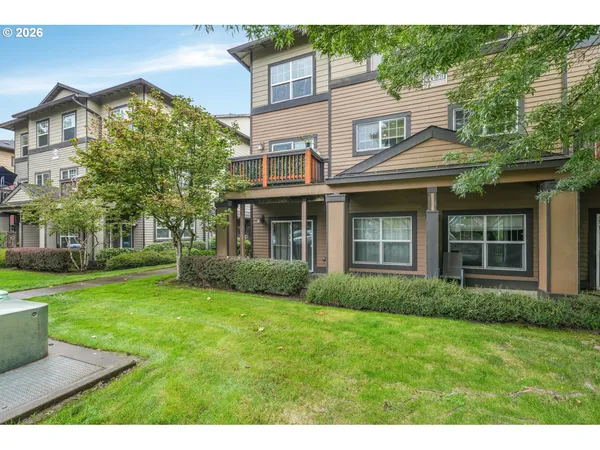 $300,000 | 22836 Southwest Forest Creek Drive, Unit 201, Sherwood, OR 97140