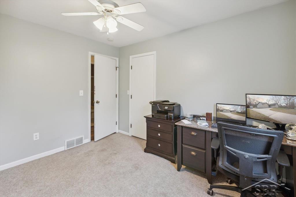 839 South Grey Road Midland, MI 48640 - Photo 16 of 45