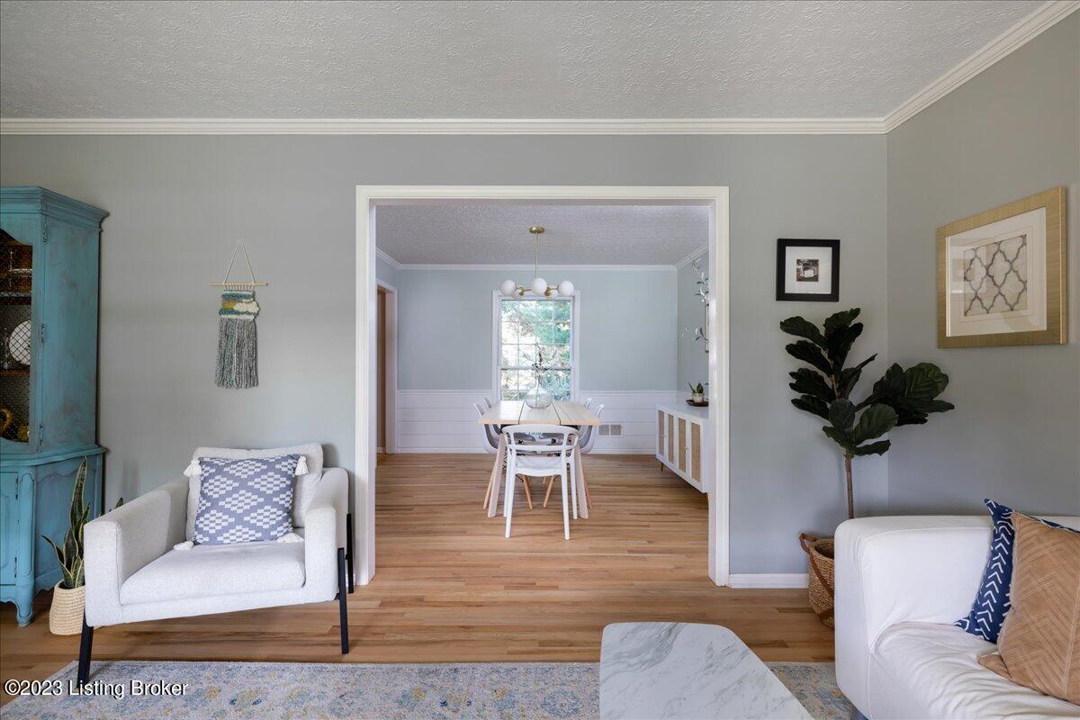 5911 Apache Road Louisville, KY 40207 - Photo 15 of 57 5911 Apache Rd