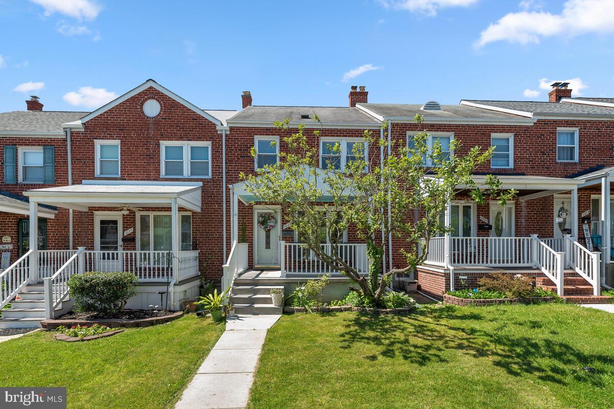1023 Downton Road Baltimore, MD 21227 - Photo 2 of 37