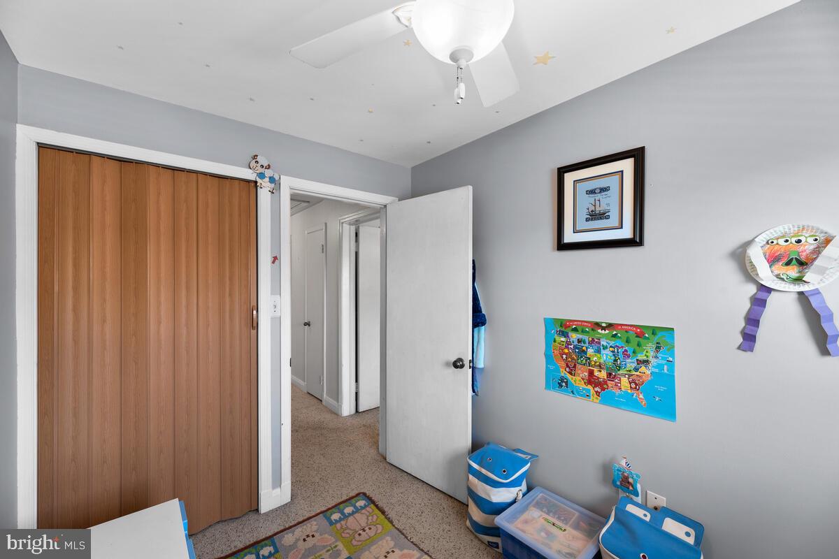 1023 Downton Road Baltimore, MD 21227 - Photo 18 of 37