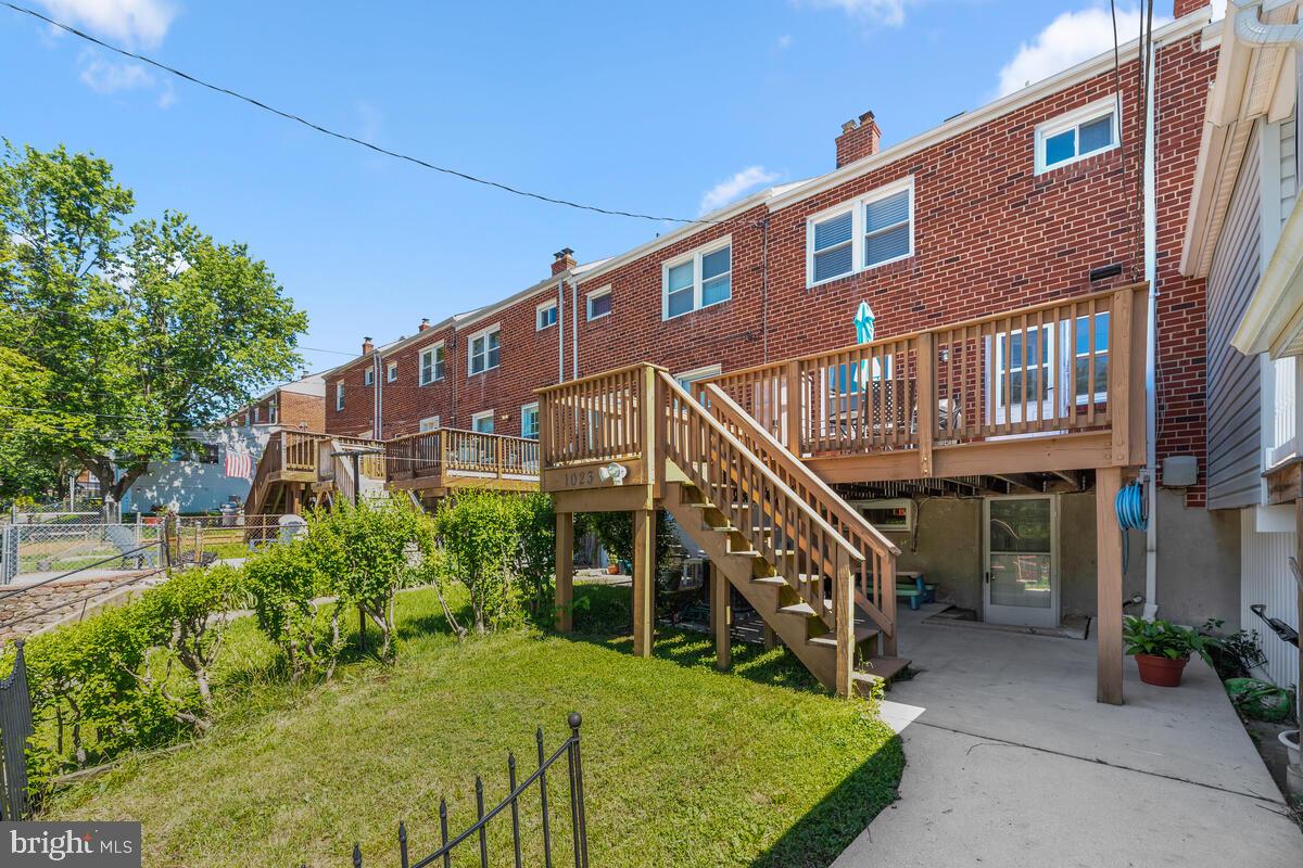 1023 Downton Road Baltimore, MD 21227 - Photo 32 of 37
