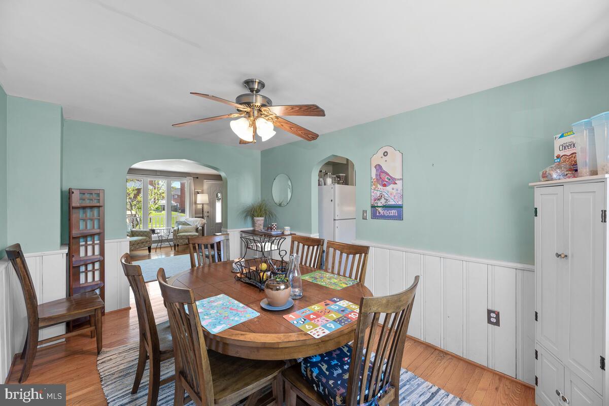 1023 Downton Road Baltimore, MD 21227 - Photo 10 of 37