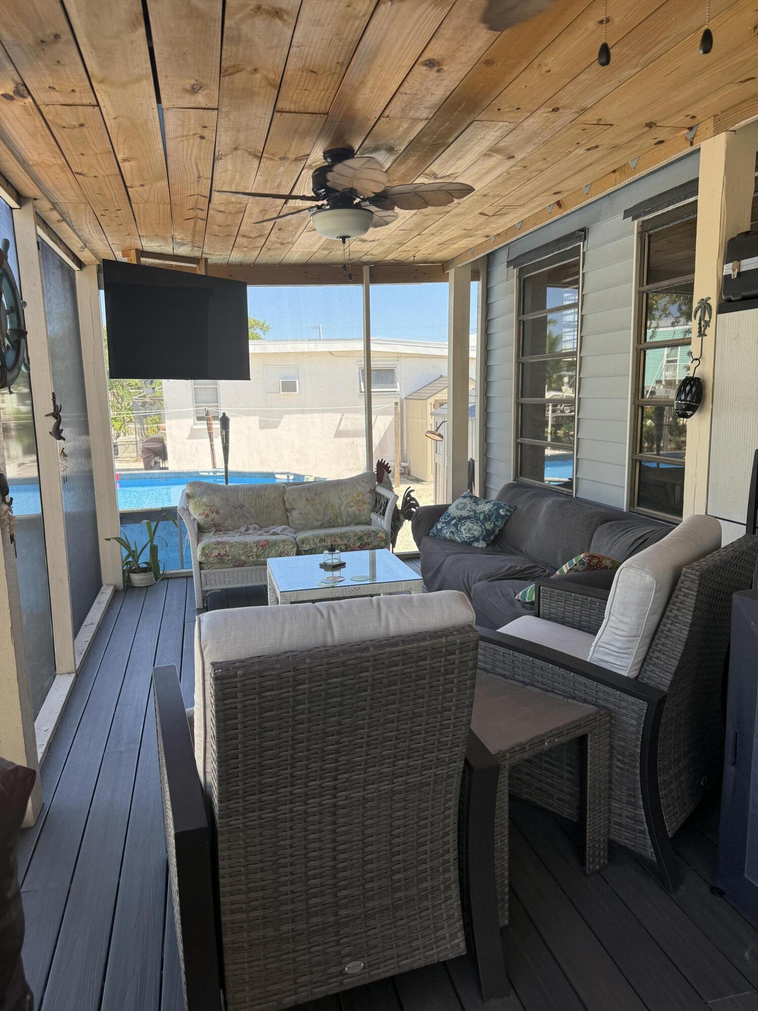 711 State Road, Unit 4A Summerland Key, FL 33042 - Photo 7 of 28 screened porch