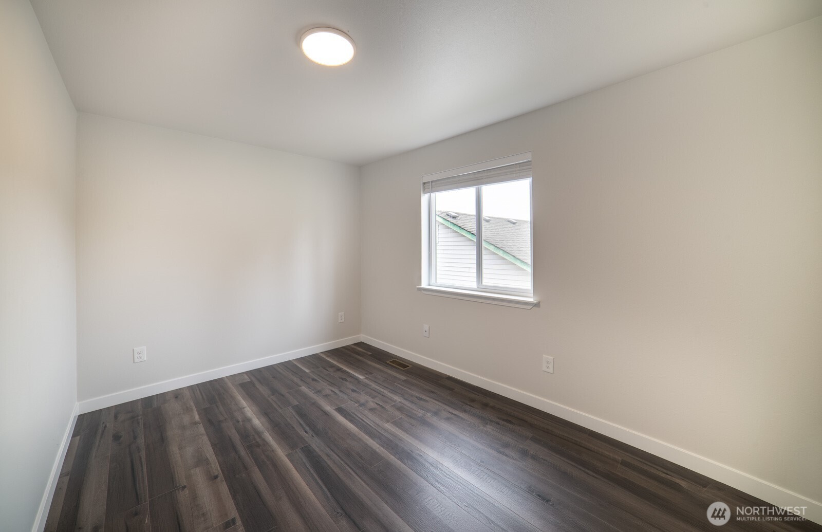 520 North Laventure Road Mount Vernon, WA 98273 - Photo 14 of 30