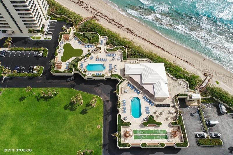 5510 North Ocean Drive, Unit 3D Singer Island, FL 33404 - Photo 27 of 31 27_5510NOceanBlvd_Unit3d_181002_AerialVi