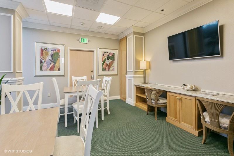 5510 North Ocean Drive, Unit 3D Singer Island, FL 33404 - Photo 5 of 31 Reading Room