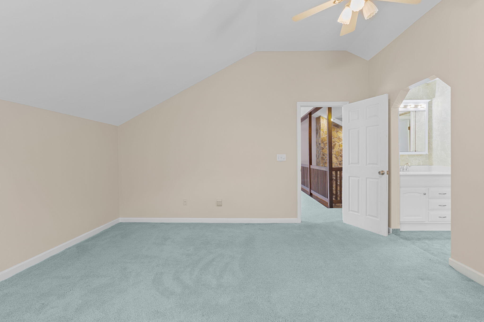 803 North Aylesbury Road Goose Creek, SC 29445 - Photo 18 of 30 Primary
