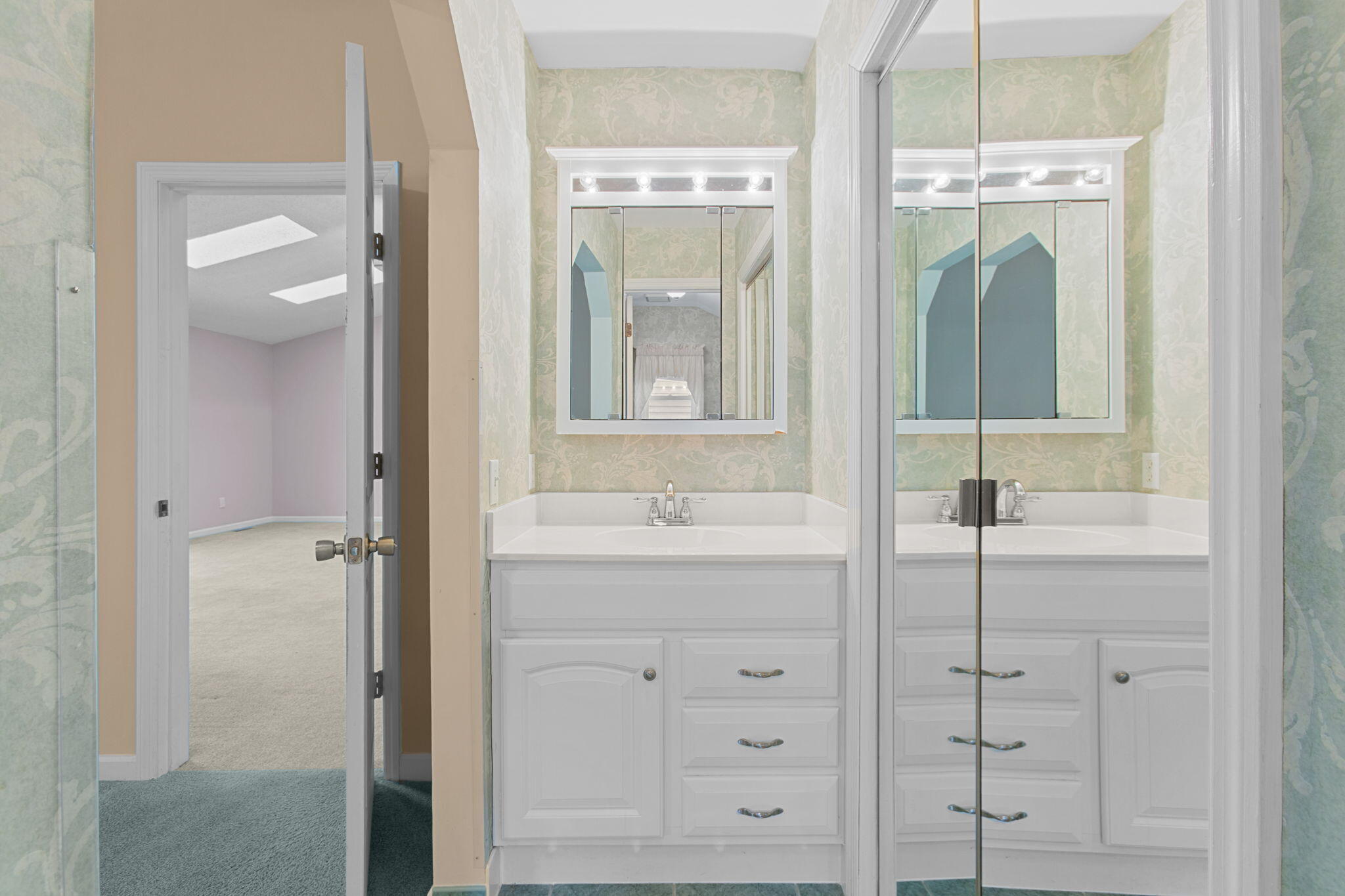 803 North Aylesbury Road Goose Creek, SC 29445 - Photo 21 of 30 Bathroom