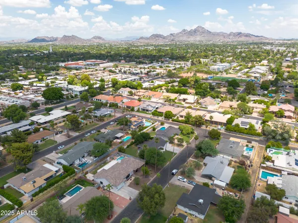 $1,150,000 | 522 West Marlette Avenue, Phoenix, AZ 85013
