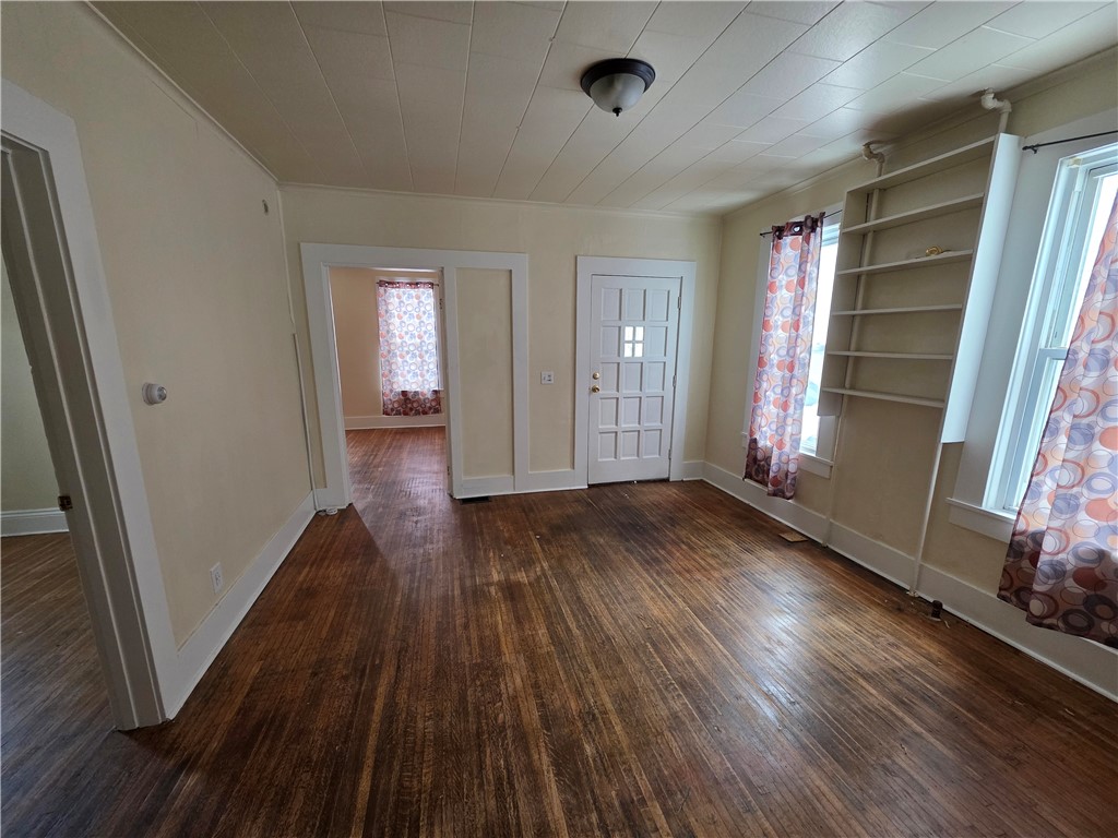 91 Cameron Street Rochester, NY 14606 - Photo 5 of 26 Lower Unit