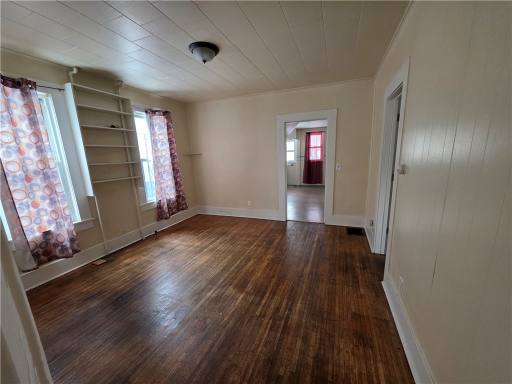 91 Cameron Street Rochester, NY 14606 - Photo 6 of 26 Lower Unit