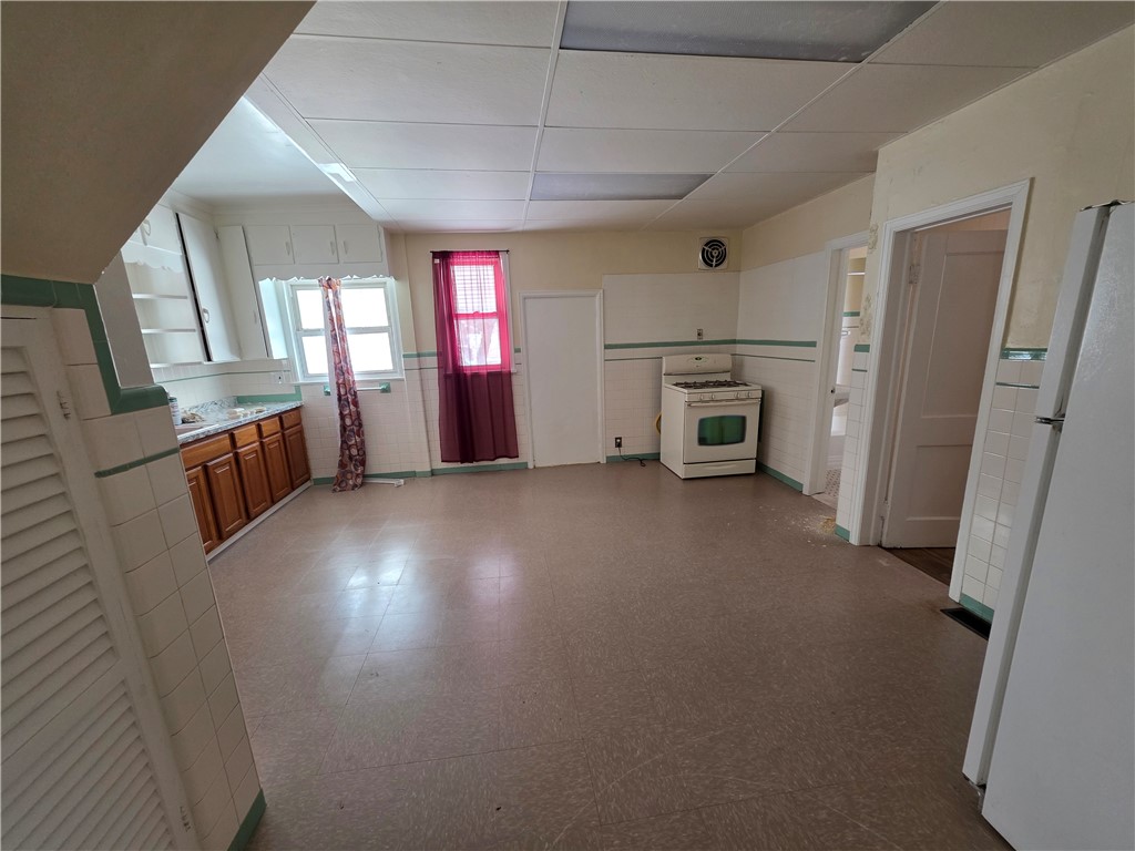 91 Cameron Street Rochester, NY 14606 - Photo 10 of 26 Lower Unit