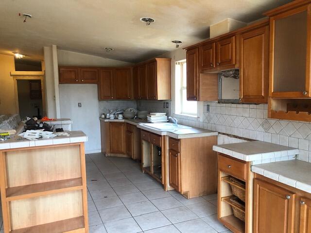 21892 Stone Meadows Road Palo Cedro, CA 96073 - Photo 8 of 22 Stone Meadow kitchen