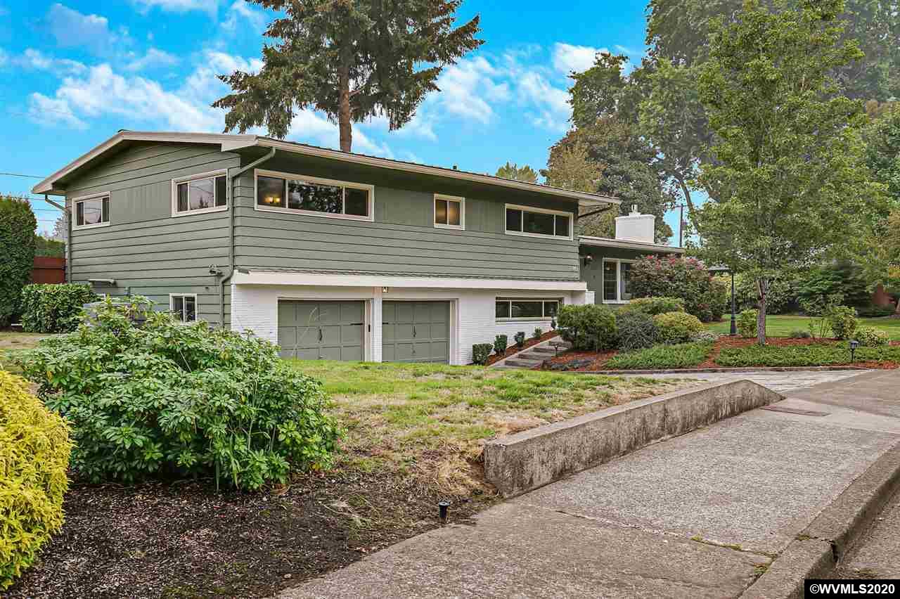 3015 Southwest Liberty Street Albany, OR 97321 - Photo 4 of 42 Gallery Image 4