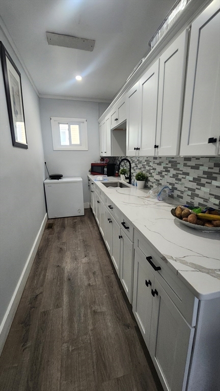 42 Bridgeport Street Worcester, MA 01604 - Photo 12 of 21