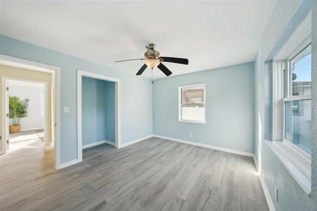 $285,000 | 2320 East Harbor Drive South, St. Petersburg, FL 33705