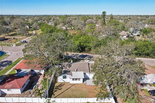 $285,000 | 2320 East Harbor Drive South, St. Petersburg, FL 33705