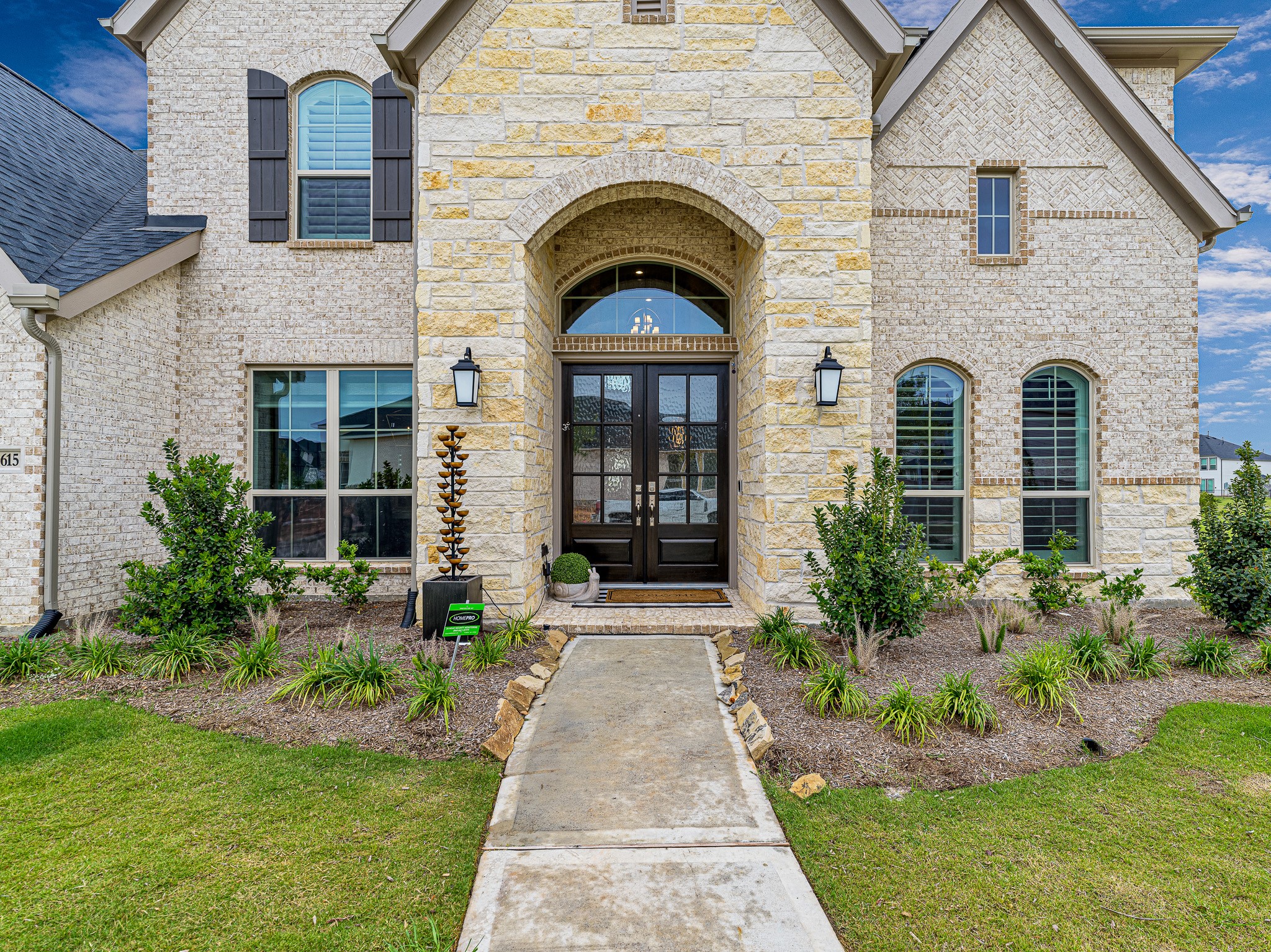 5615 Logan Ridge Lane Fulshear, TX 77441 - Photo 5 of 50