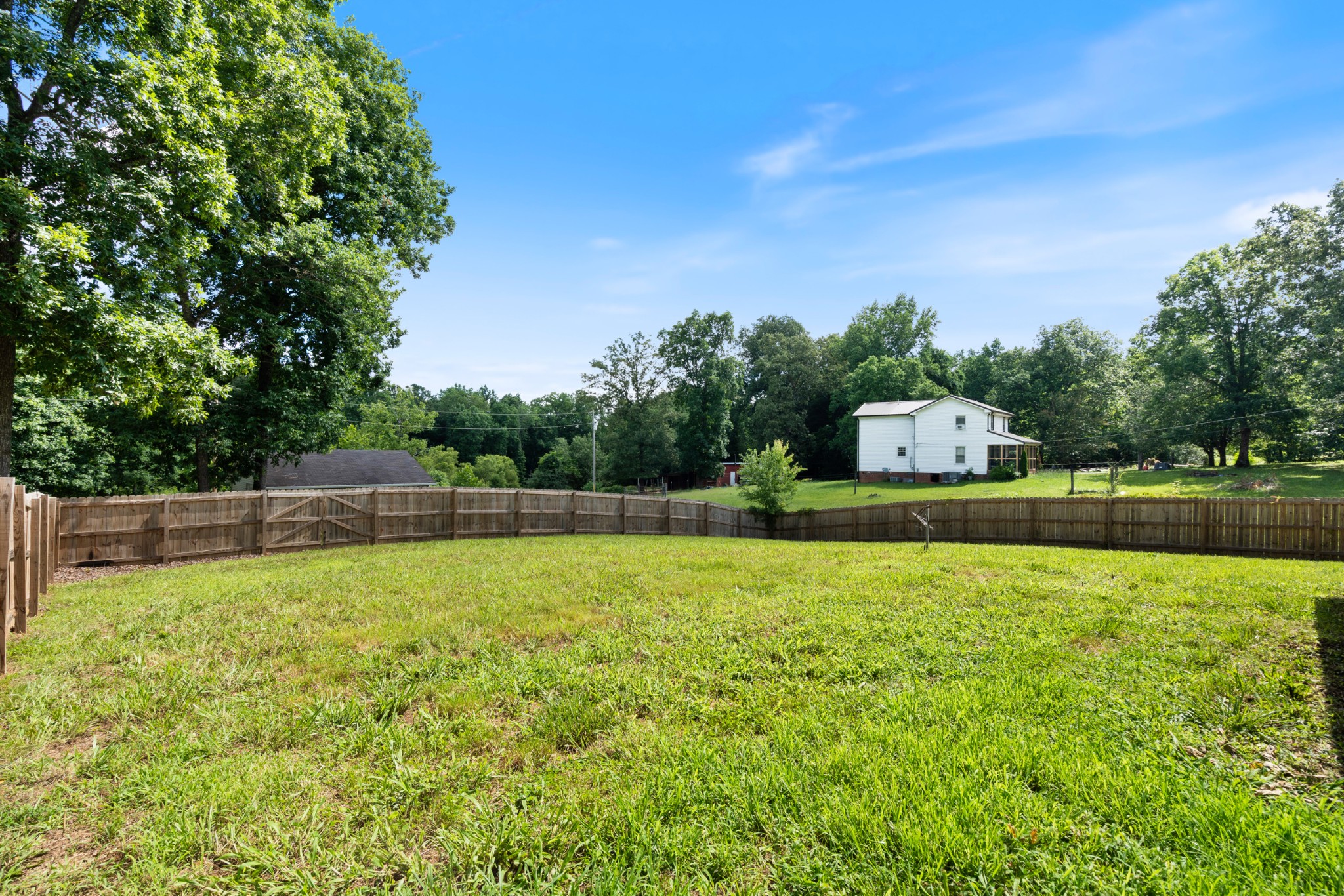 1099 Old County House Road Charlotte, TN 37036 - Photo 39 of 47