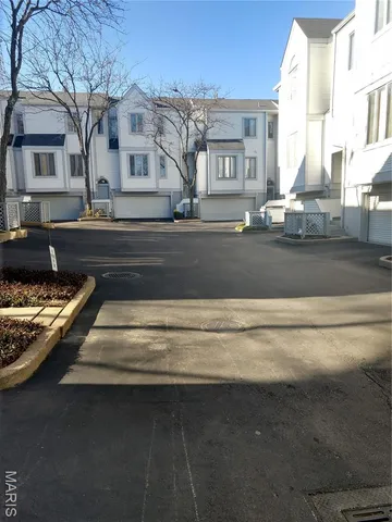 $150,000 | Undisclosed Address, St. Louis, MO 63101