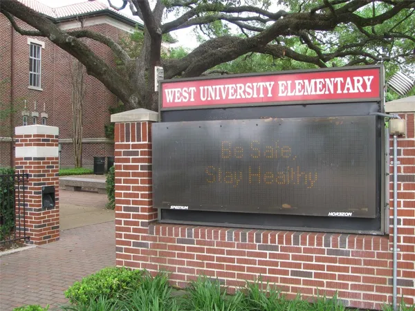 $3,100 | 4008 Tennyson Street, West University Place, TX 77005