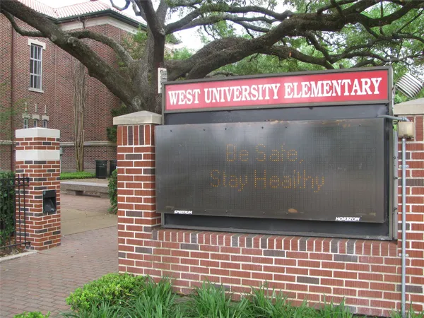 $3,100 | 4008 Tennyson Street, West University Place, TX 77005