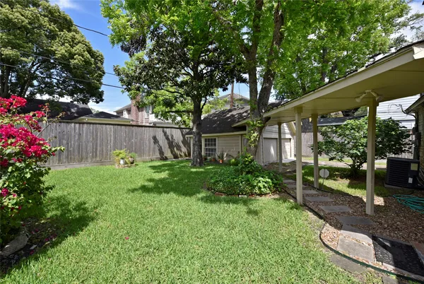 $3,100 | 4008 Tennyson Street, West University Place, TX 77005