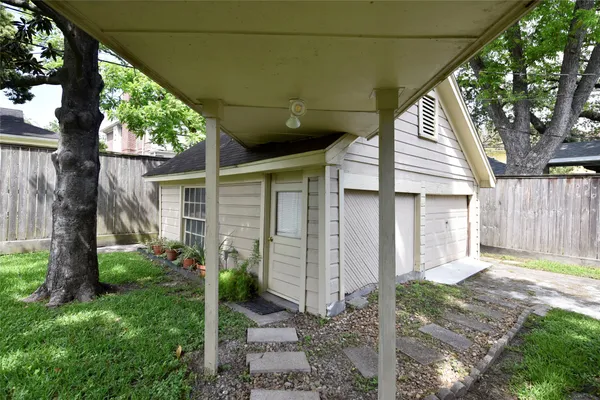 $3,100 | 4008 Tennyson Street, West University Place, TX 77005