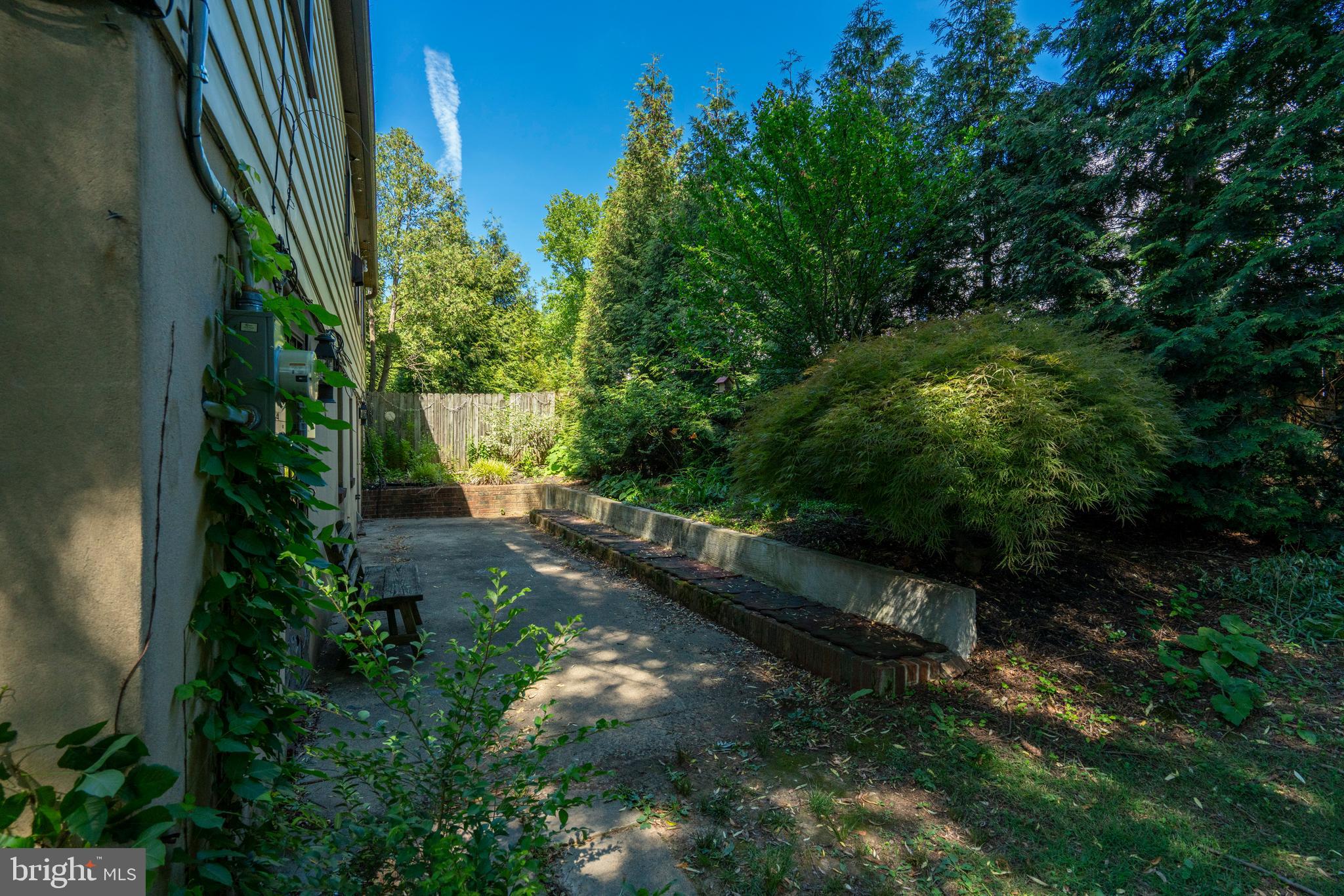101 Mill Road Oreland, PA 19075 - Photo 34 of 39 Back Patio