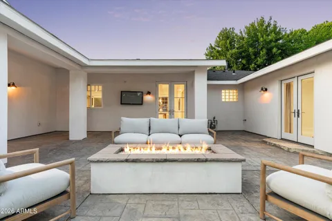 $1,998,900 | 5201 East Weldon Avenue, Phoenix, AZ 85018