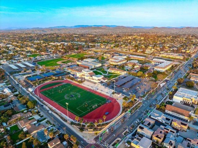 $3,595,000 | 1386 Lake Drive, Encinitas, CA 92024