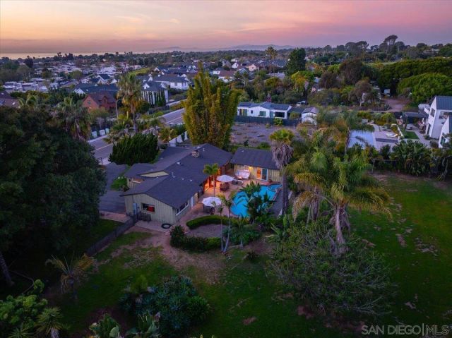 $3,595,000 | 1386 Lake Drive, Encinitas, CA 92024