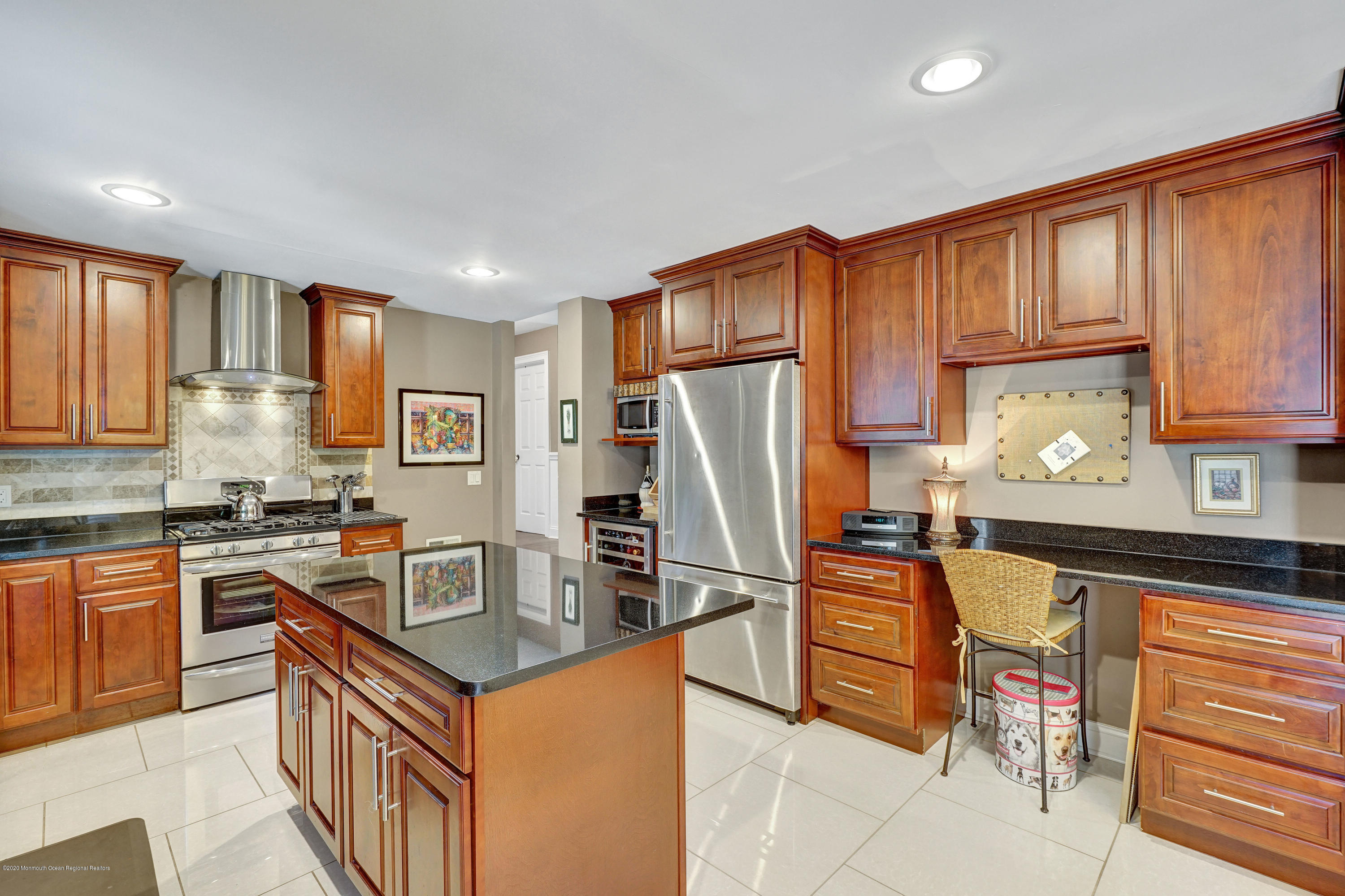 5 Manor Road Colts Neck, NJ 07722 - Photo 11 of 39 027dsc07636