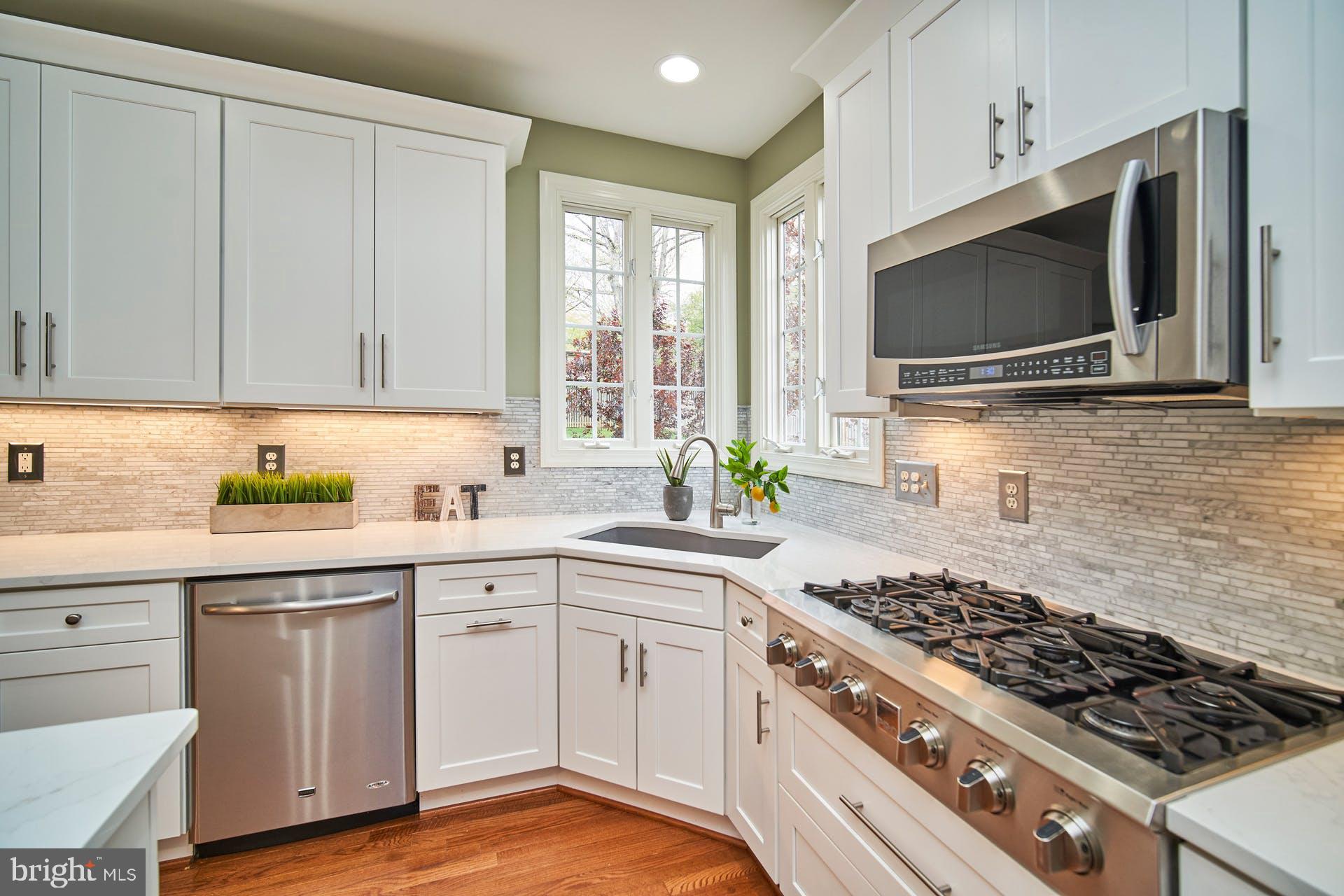 7436 Spring Summit Road Springfield, VA 22150 - Photo 13 of 46