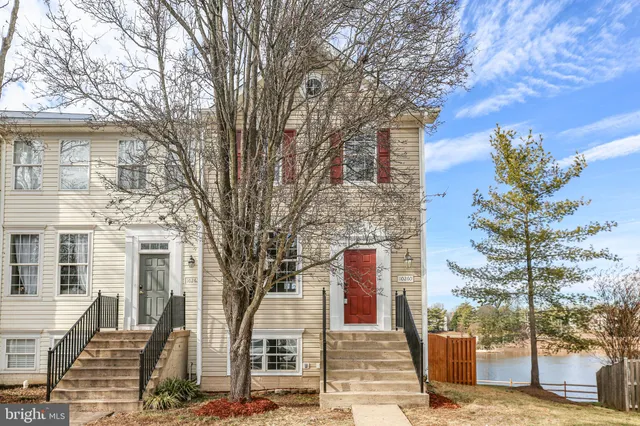 $499,000 | 10260 Magnolia Grove Drive, Manassas, VA 20110