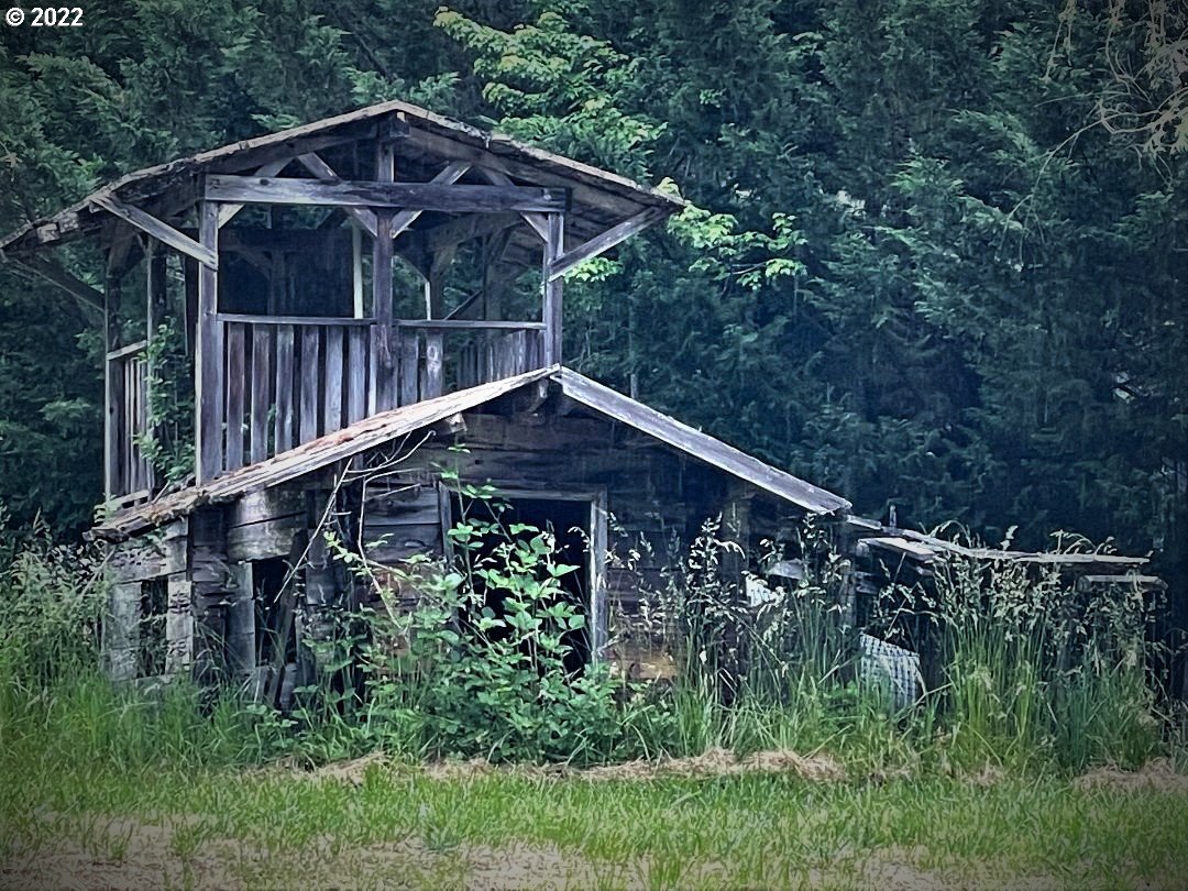 3603 North Myrtle Road Myrtle Creek, OR 97457 - Photo 5 of 22