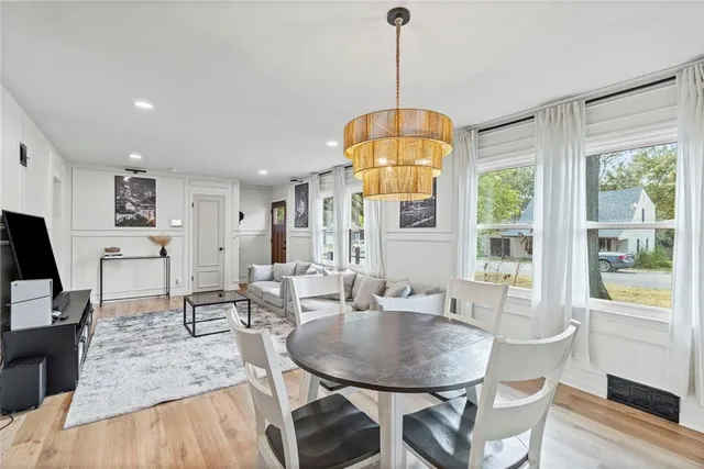 $385,000 | 6620 West 56th Street, Mission, KS 66202