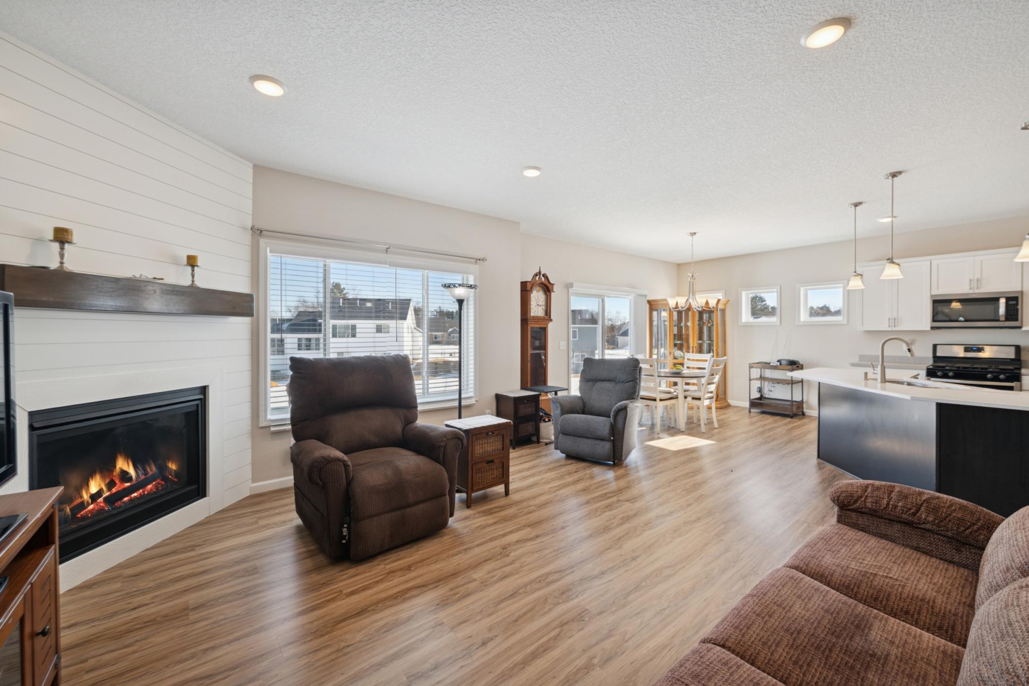 580 Alaska Loop Cambridge, MN 55008 - Photo 8 of 29