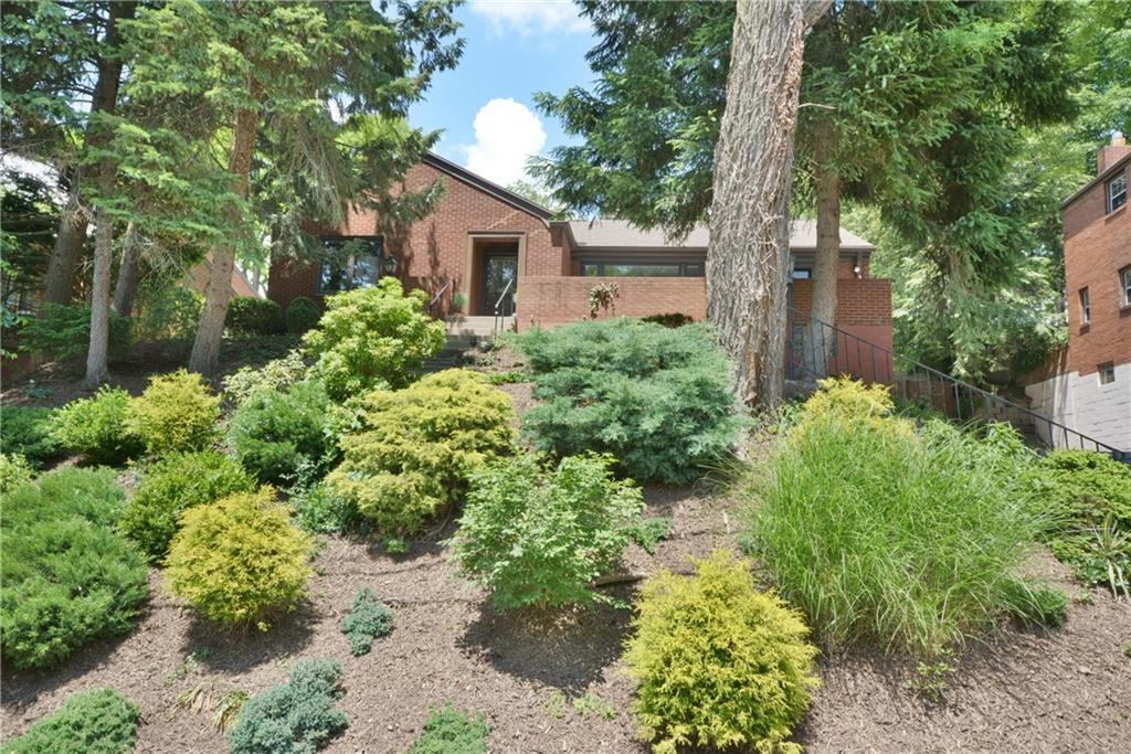 6651 Landview Road Pittsburgh, PA 15217 - Photo 1 of 19 Well maintained all brick ranch.