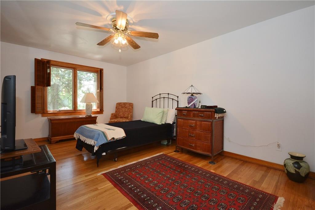 6651 Landview Road Pittsburgh, PA 15217 - Photo 10 of 19 Master bedroom is spacious with tons of natural sunlight.