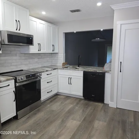 $2,295 | 2074 Sea Hawk Drive East, Ponte Vedra Beach, FL 32082