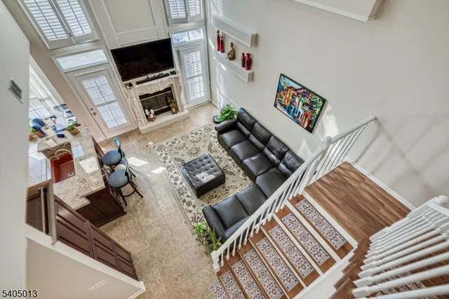 $799,000 | 9 Magellan Way, Franklin Park, NJ 08823